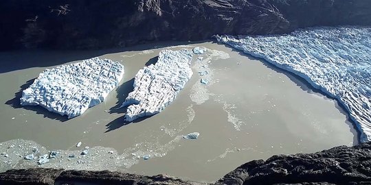 Ini Penampakan Pecahan Gunung Es di Chile