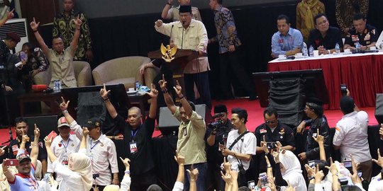 Prabowo Hadiri Pembekalan Relawan di Padepokan Silat TMII