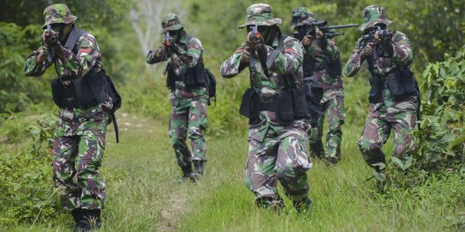 Rahasia Komandan TNI Bisa Tangkap Peluru yang Ditembakkan dari ...