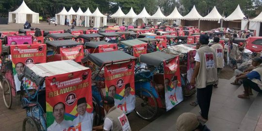 Prabowo Kampanye di Serang, Ratusan Tukang Becak ini Pawai untuk Dukung Jokowi