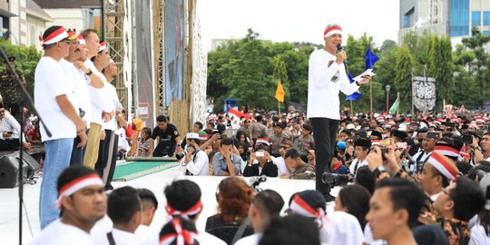 Ganjar: Hoaks Tumbuh Tak Terhitung Bagai Pasir di Padang Gurun