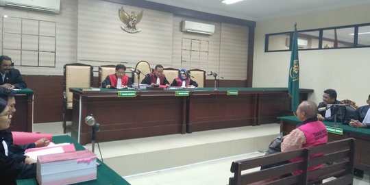 Terdakwa Tunggal Kasus Jasmas DPRD Kota Surabaya Didakwa Rugikan Negara Rp 4,9 M