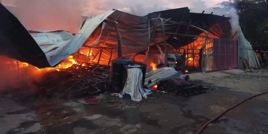 Satu Pekerja Meninggal Usai Gudang Mebel di Pamulang Dilalap Api