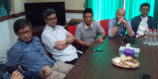 Ditolak Sejumlah Ormas di Tuban, Acara Diskusi Rocky Gerung Batal Digelar