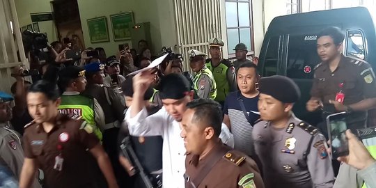 Surat Khusus untuk Prabowo dari Balik Sidang Kasus 'Idiot' Ahmad Dhani