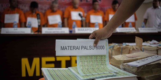 Polda Metro Jaya Ungkap Para Tersangka Pembuat Materai Palsu
