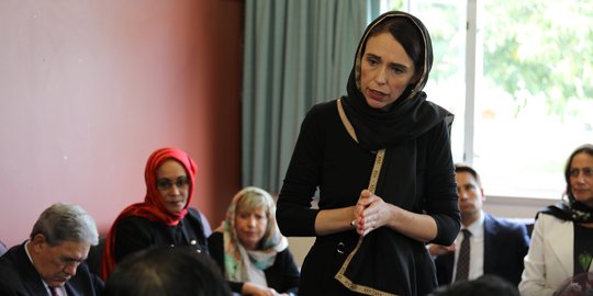 PM Jacinda Ardern Tunjukkan Sikap Pemimpin Kelas Dunia Hadapi Teroris Selandia Baru