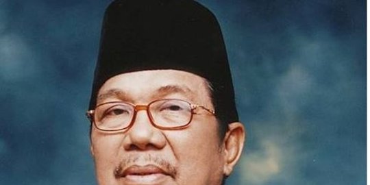 pernah jabat wakil ketua mpr
