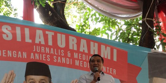 sebagai direktur utama perusahaan