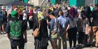 Aksi Warga Selandia Baru Lindungi Salat Jumat Pertama Pascateror Christchurch