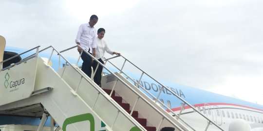 Tiba di Bali, Jokowi Diserbu Ribuan Warga
