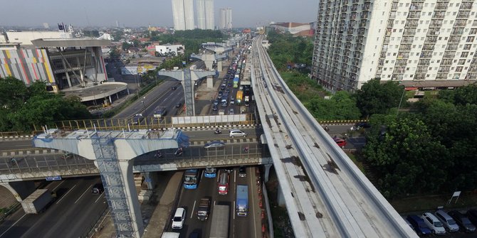 Jalan Tol  Elevated Jakarta  Cikampek  Belum Bisa Dipakai 