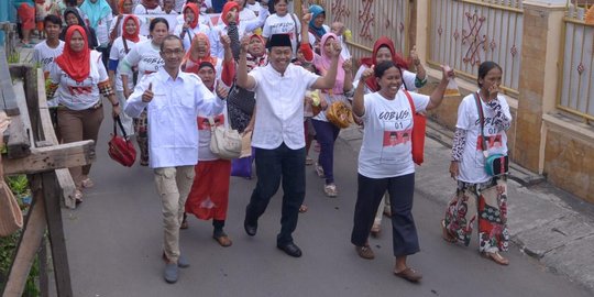 Relawan KPP Sosialisasikan Jokowi-Ma'ruf Amin dari Pintu ke Pintu