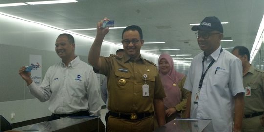 Kembali Fungsikan Halte Bundaran HI, Anies Jajal Integrasi Stasiun MRT