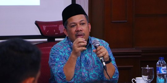 Fahri Hamzah Sebut Jokowi Persempit Jumlah Pemilih Karena Sering Ngaku Difitnah