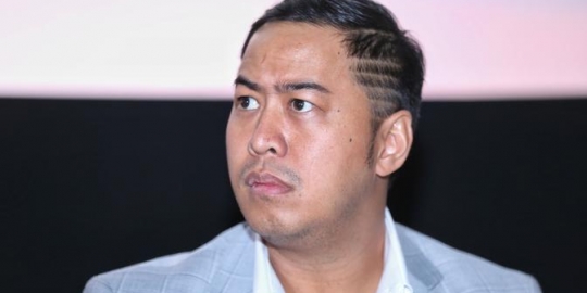 Usai Pilpres, Pandji Pragiwaksono Gelar Stand-up Comedy Spesial di Solo