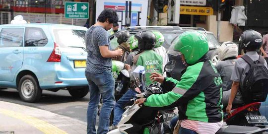 masyarakat menengah kebawah terpukul