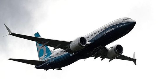 Pesawat Boeing 737 Max Milik Southwest Airlines Mendarat Darurat di Orlando