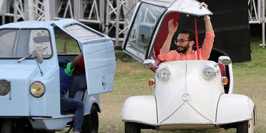 Melihat Deretan Mobil Klasik dan Unik di Kairo