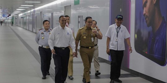 7 Bulan Tanpa Wagub, Anies Kerepotan Kerja Sendirian