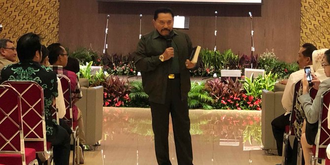 Mantan Kepala BIN Hendropriyono Luncurkan Draf Buku 