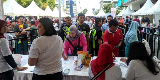 HUT ke-21 BUMN, Sarinah Jual 1.000 Paket Sembako Murah