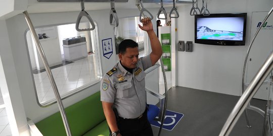 MRT Sepi Penumpang Setelah Dikenakan Tarif Komersial