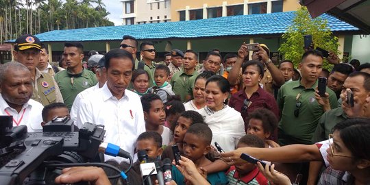 Erick Thohir Sebut Jokowi akan Cari Lokasi Hunian Baru Bagi Korban Banjir Sentani