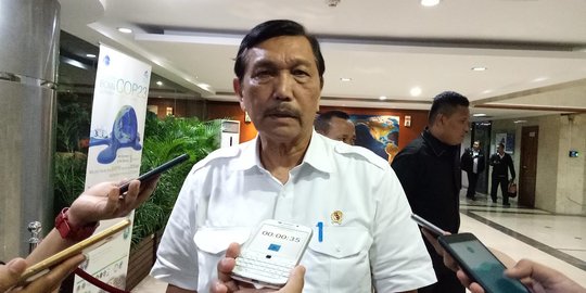 Respons Menko Luhut soal Mahalnya Harga Tiket Pesawat Sumbang Inflasi Maret