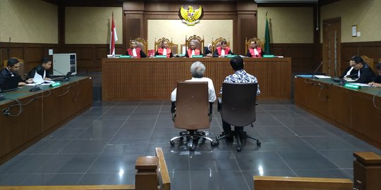 Dua Bekas Anggota DPRD Sumut Divonis 4 Tahun Penjara