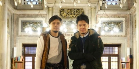 Lebih Dekat dengan Masjid Laleli di Turki yang Dikunjungi Dimas Seto dan Arie Untung