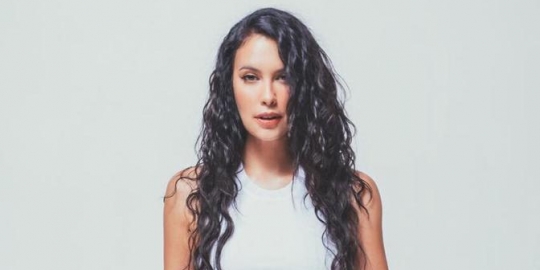 Sophia Latjuba Tak Risih Disebut Pacaran dengan Gading Marten