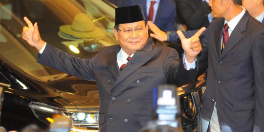 Indo Barometer: Prabowo Disukai Guru, Jokowi Unggul di Kalangan Muhammadiyah