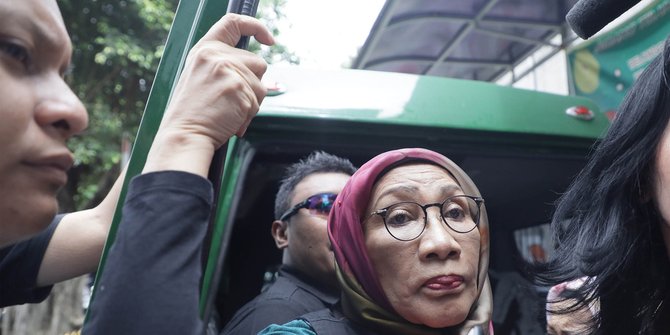 Fakta-Fakta Mengejutkan Terungkap dalam Sidang Ratna Sarumpaet Fakta-Fakta Mengejutkan Terungkap dalam Sidang Ratna Sarumpaet