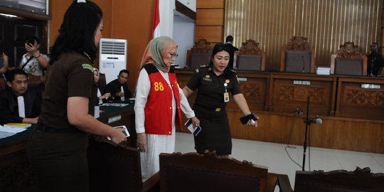 Ratna Sarumpaet: Saya Jengkel Terlalu Banyak Keterangan Nanik Bohong