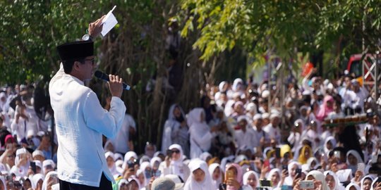 Soal 'People Power' Amien Rais, Sandiaga Bilang Demokrasi Pestanya Rakyat