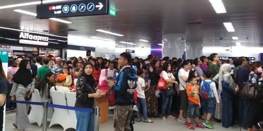 Penumpang Membludak, Petugas Operasional MRT Ditambah