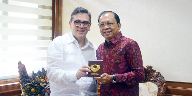 Gubernur Bali akan Pecat Anak Buah yang Terlibat Penipuan CPNS