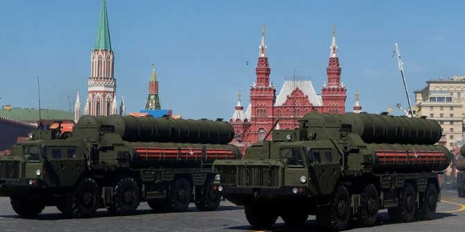 Turki Tetap Beli Rudal S-400 dari Rusia Meski Diancam Amerika Serikat Turki Tetap Beli Rudal S-400 dari Rusia Meski Diancam Amerika Serikat