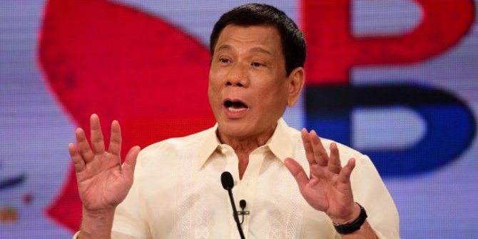 Duterte Ancam Kerahkan Misi Bunuh Diri Jika China Dekati Pulau di Laut China Selatan