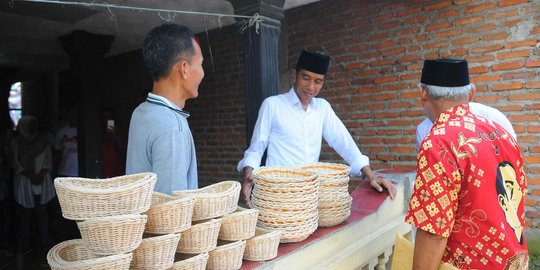 Usai Kampanye, Jokowi Tinjau Industri Rotan di Tegalwangi