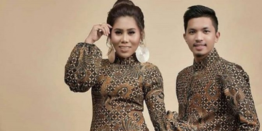 Ribut dengan Suami, Evi Masamba Kini Ungkap Kerinduan