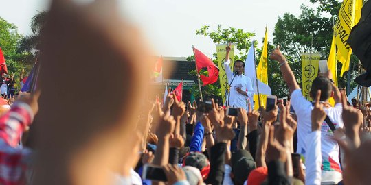 Salam Satu Jari Ribuan Pendukung Warnai Kampanye Jokowi di Indramayu