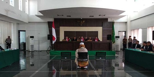 dikeroyok pada kakeknya rev1