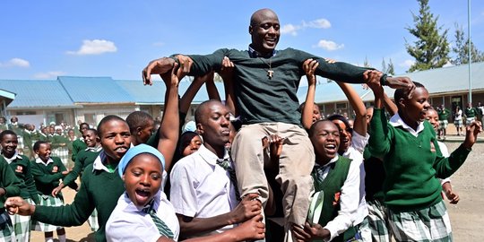 Mengenal Tabichi, Guru Terbaik Dunia dari Kenya