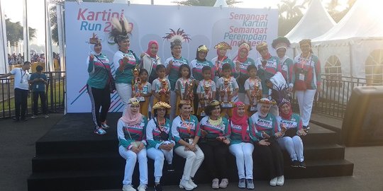 Iriana Jokowi Lepas Ribuan Peserta Kartini Run 2019 di Monas
