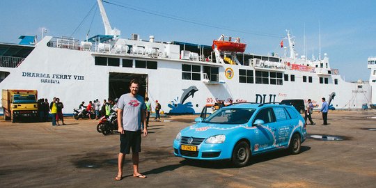 Petualang Ini Jelajah 33 Negara dari Belanda-Australia dengan Mobil Listrik
