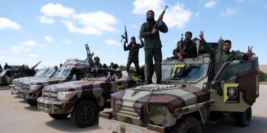 Pemberontak Serang Ibu Kota, AS Tarik Pasukan dari Libya