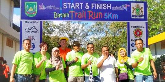 Edisi 1 Batam Trail Run 5K Naikkan Suhu Crossborder Kepri