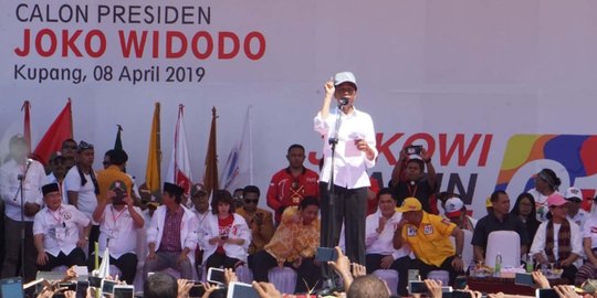 Dibantu KH Junaedi Al Baghdadi, Jokowi Targetkan Raih 60% Kemenangan di Karawang